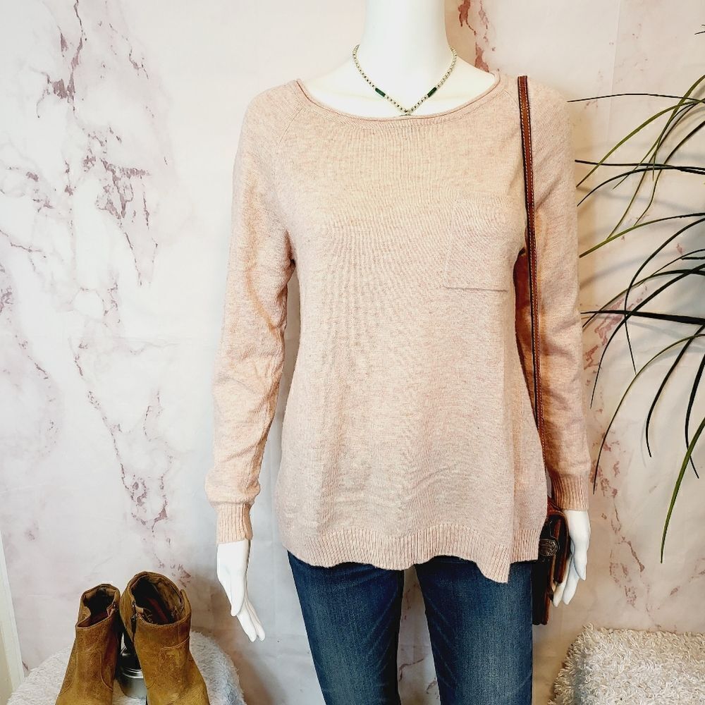 Nina Kendosa Paris Angora blend soft knit baby pink sweater
